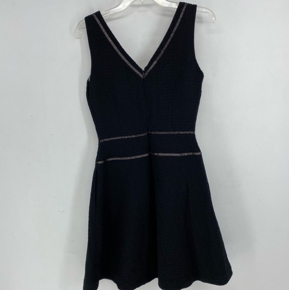 Reiss Nelly textured fit and flare dress size 6 black - Picture 9 of 12